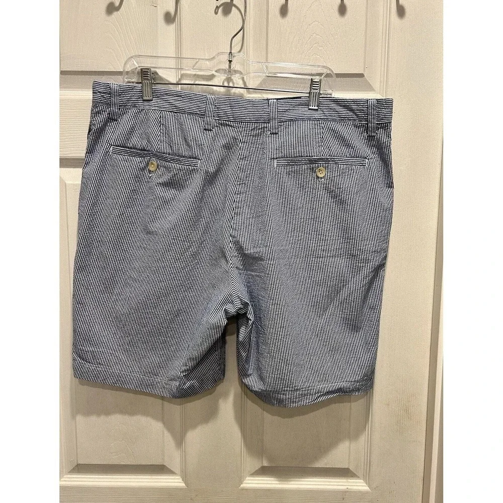Banana Republic Aiden Club Short Mens 38‎ Blue White Seersucker Striped Shorts